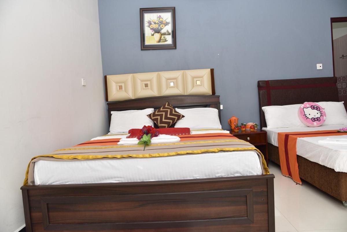 Global City Hotel Maligawatta Экстерьер фото