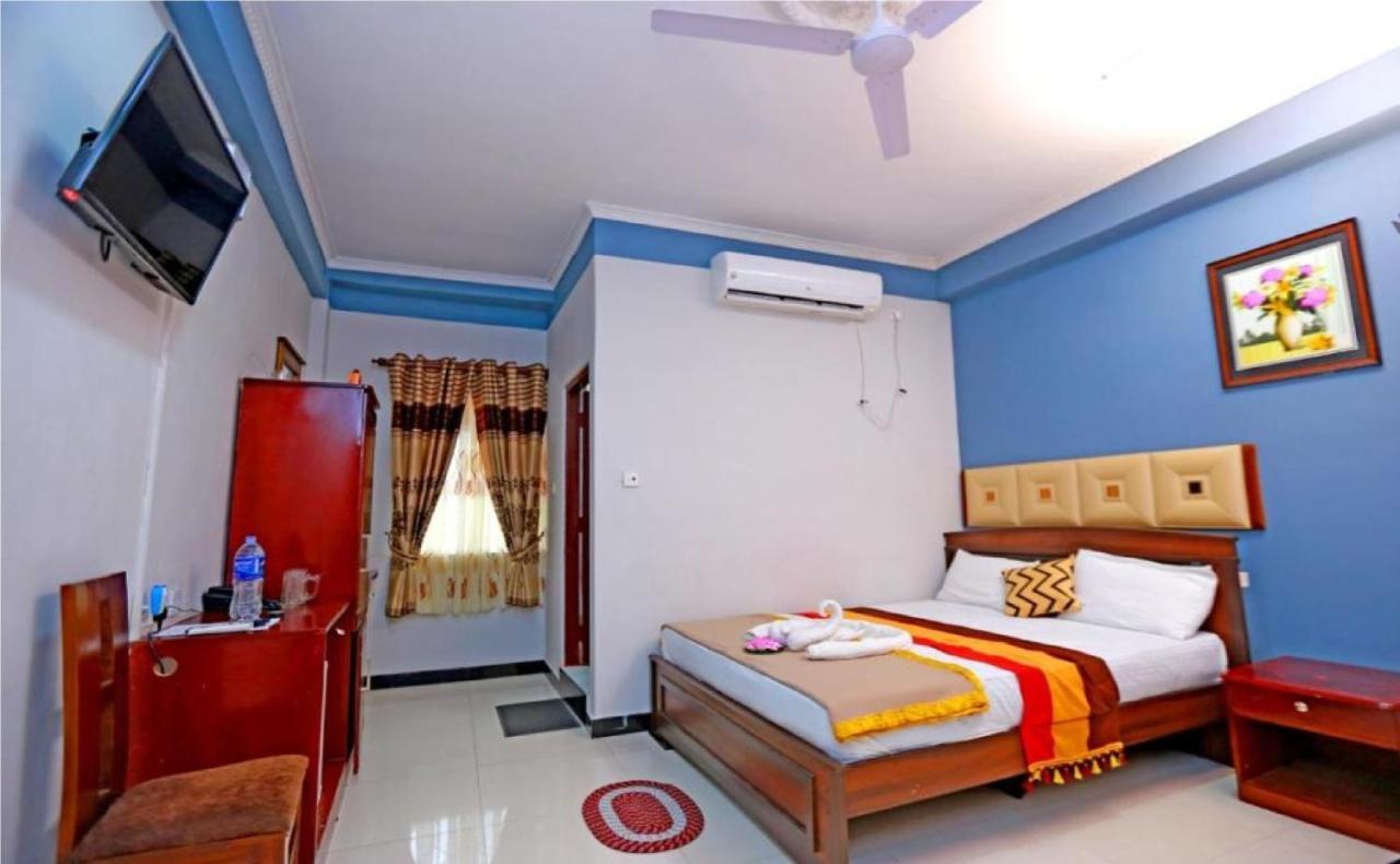 Global City Hotel Maligawatta Экстерьер фото